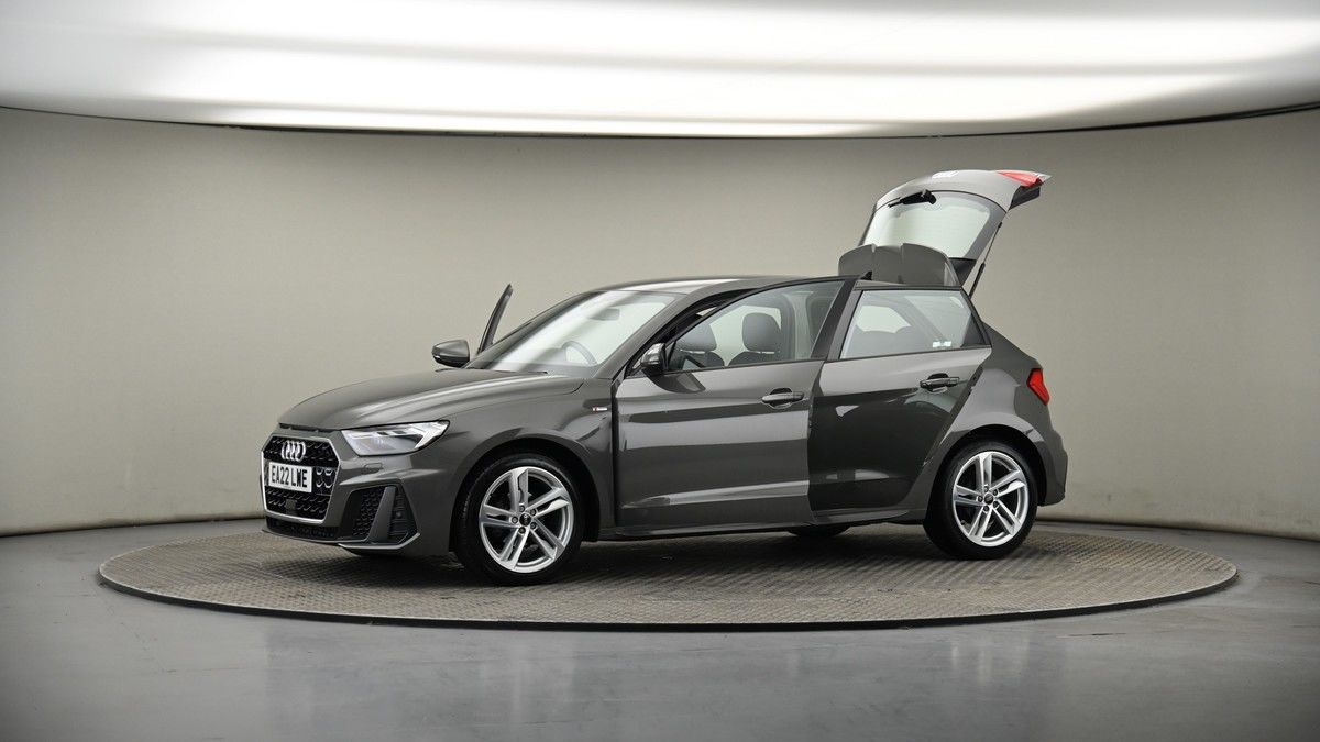 More views of Audi A1