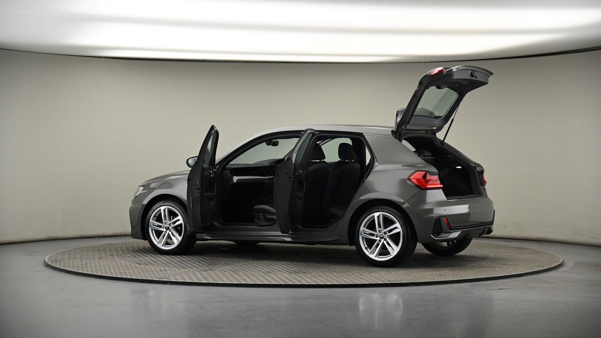 More views of Audi A1