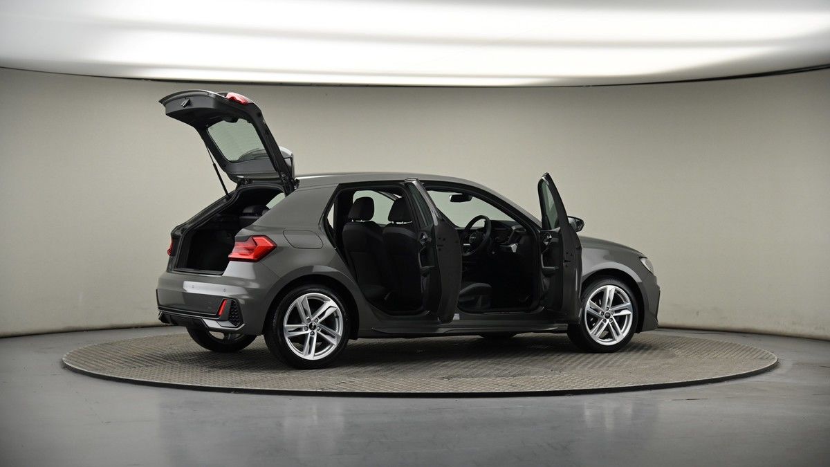 More views of Audi A1