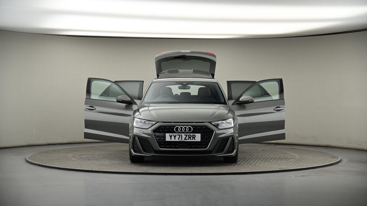 More views of Audi A1