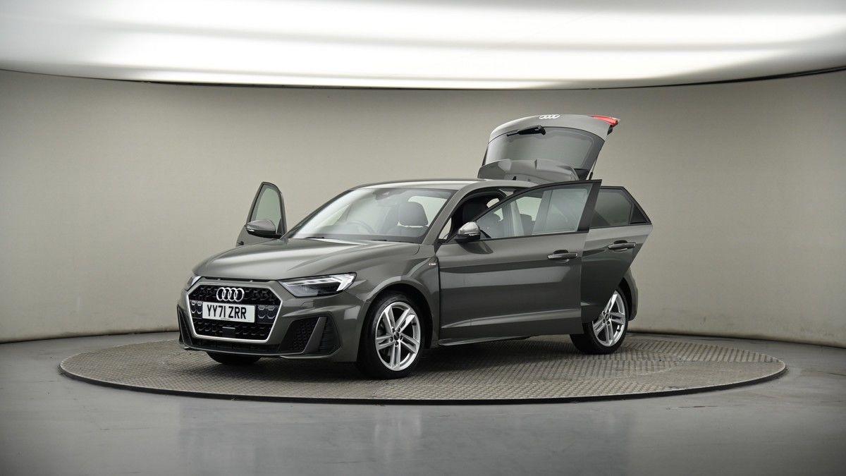More views of Audi A1