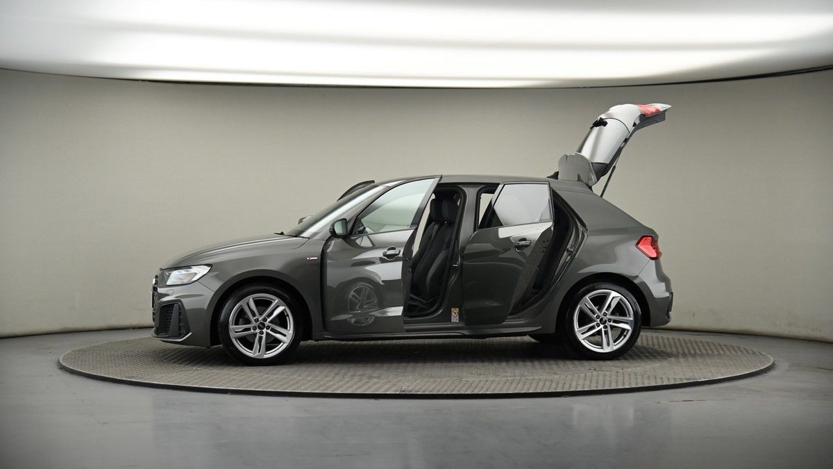 More views of Audi A1