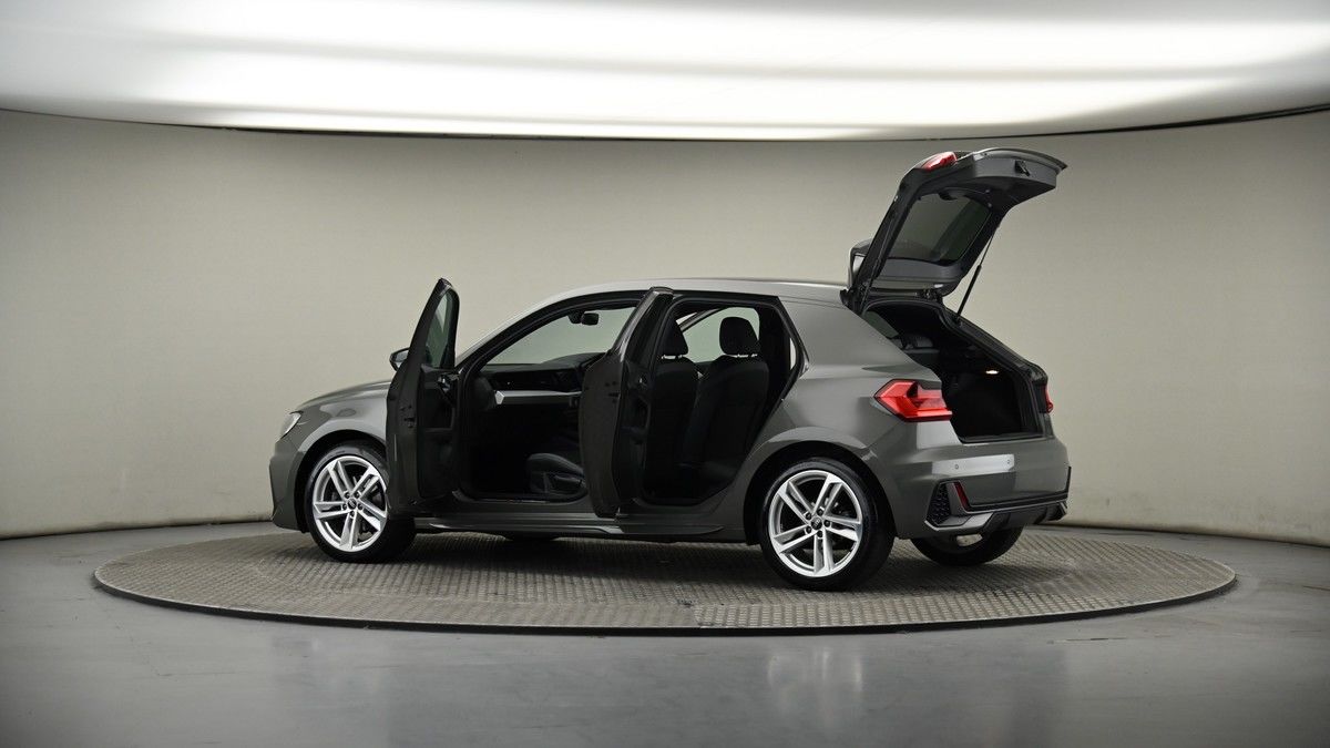 More views of Audi A1