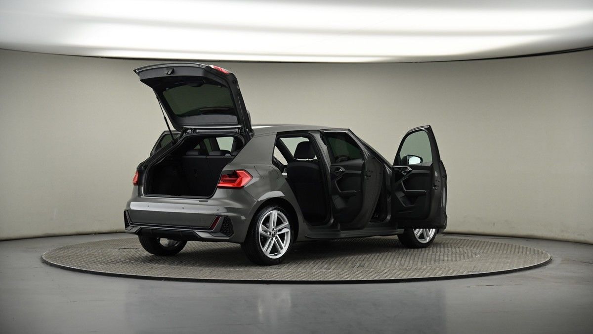 More views of Audi A1