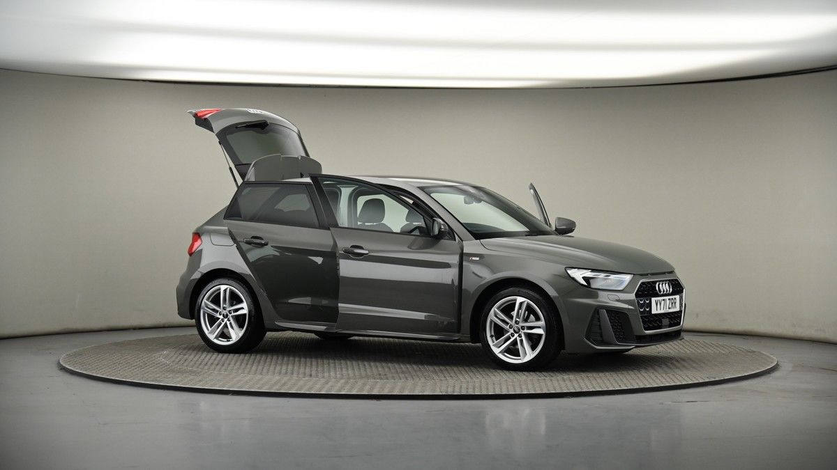 More views of Audi A1