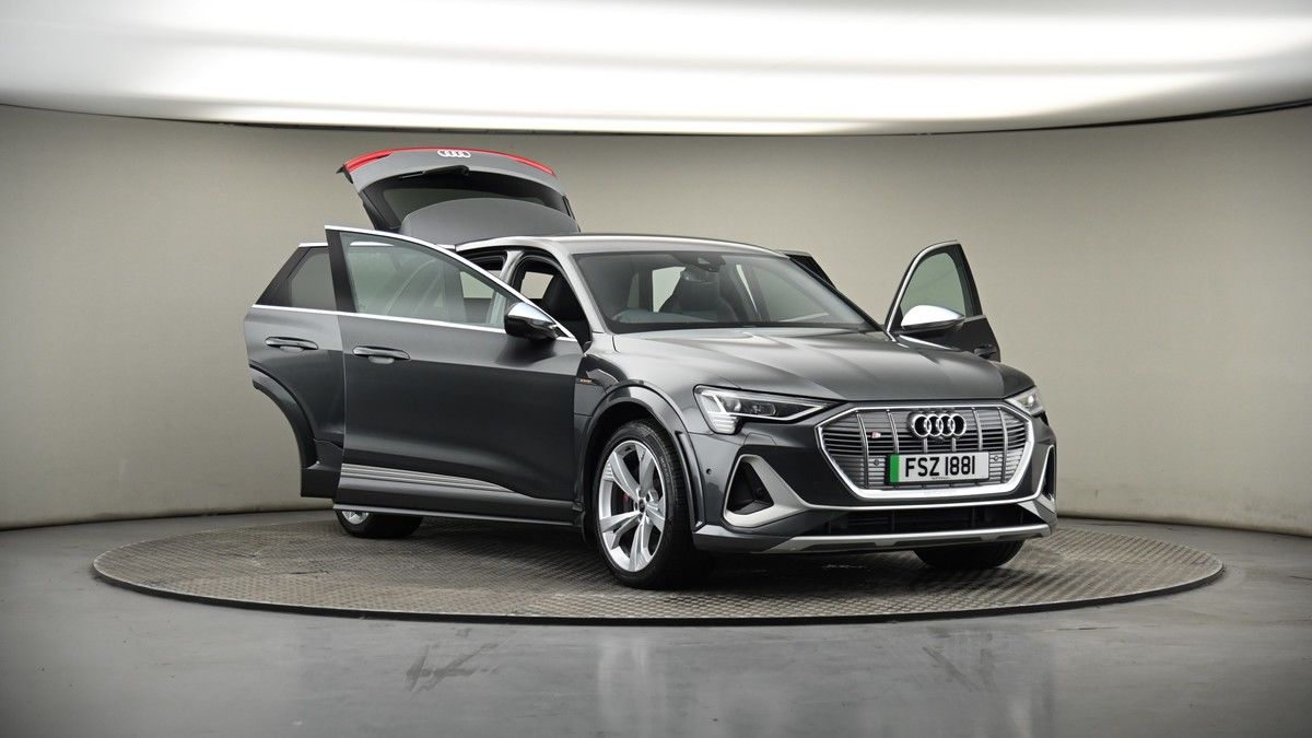 More views of Audi e-tron S