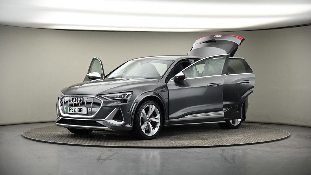 More views of Audi e-tron S
