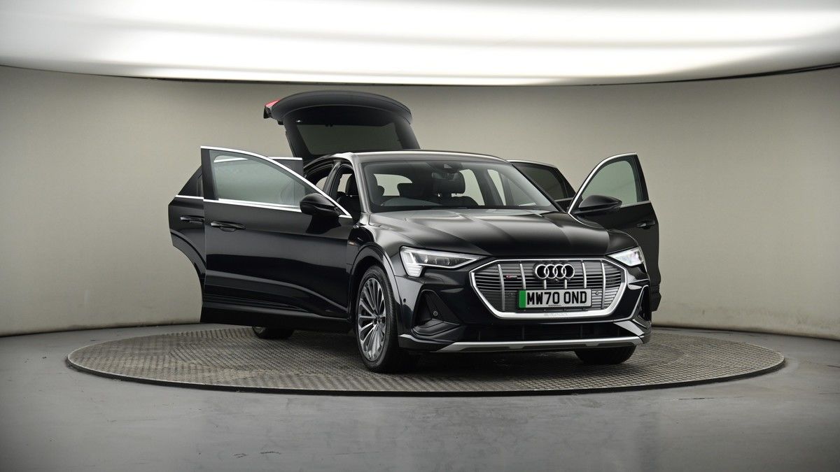 More views of Audi e-tron