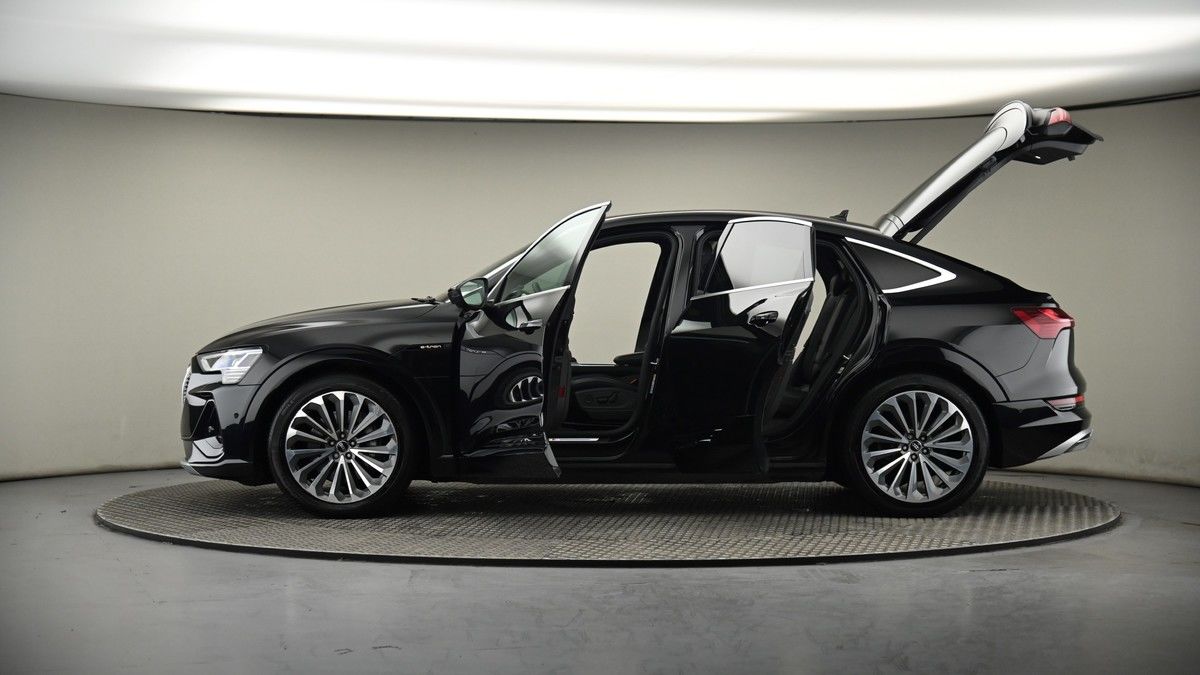 More views of Audi e-tron
