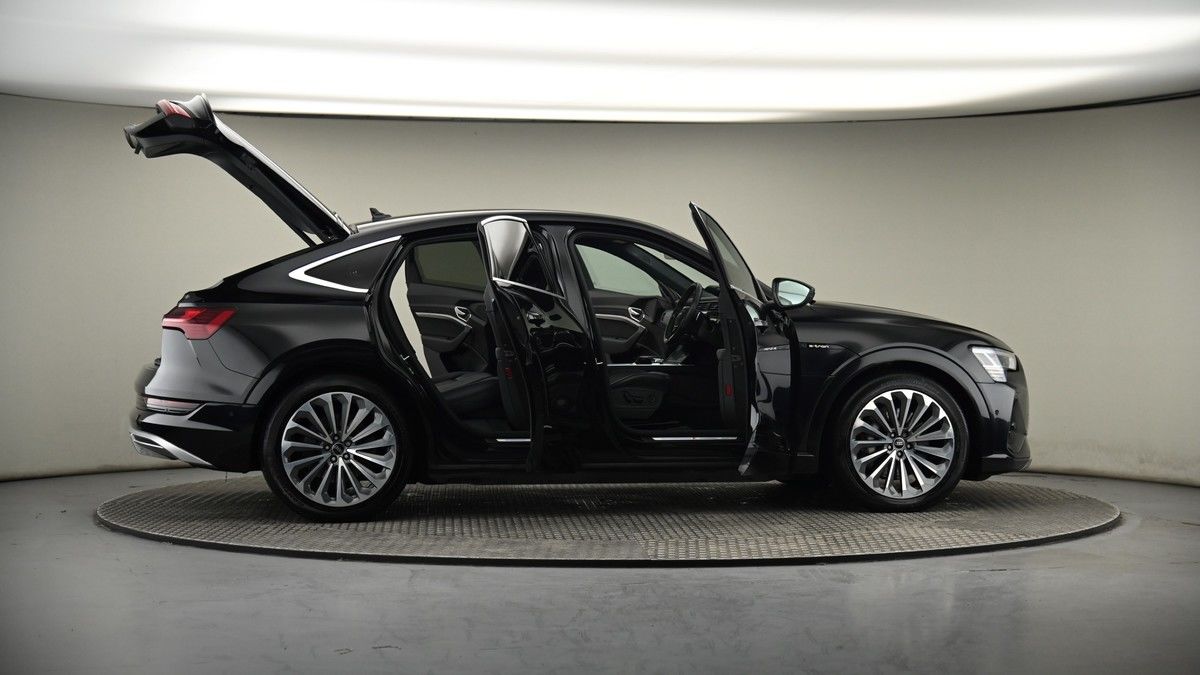 More views of Audi e-tron