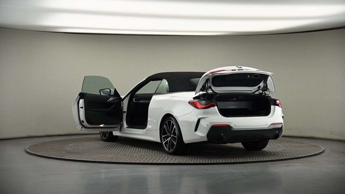 BMW 4 Series Image 8