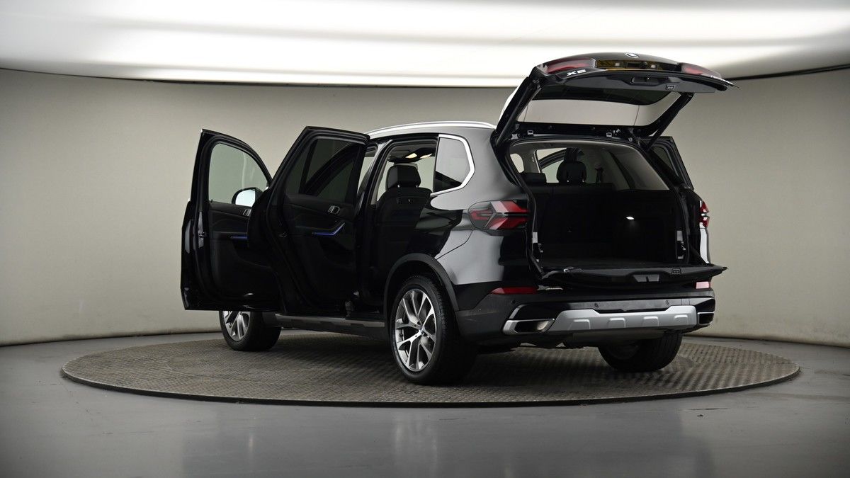 BMW X5 Image 8