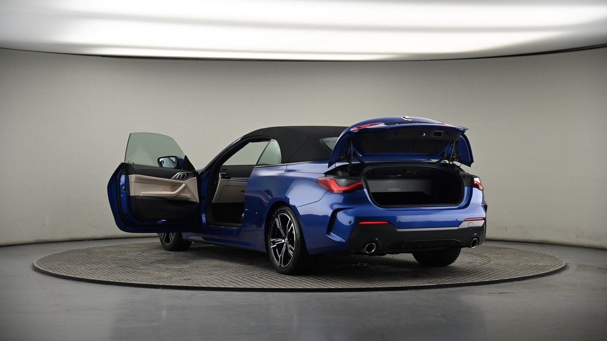 BMW 4 Series Image 8