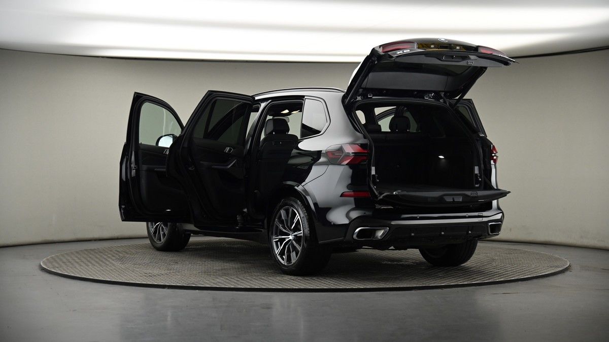 BMW X5 Image 8
