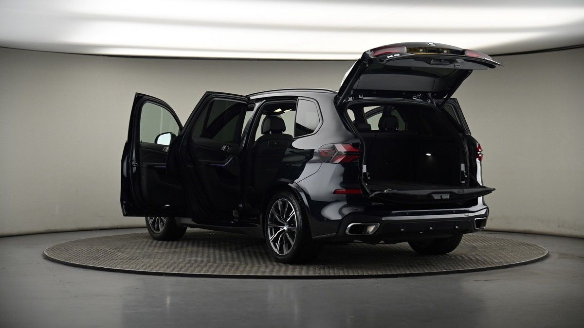BMW X5 Image 8