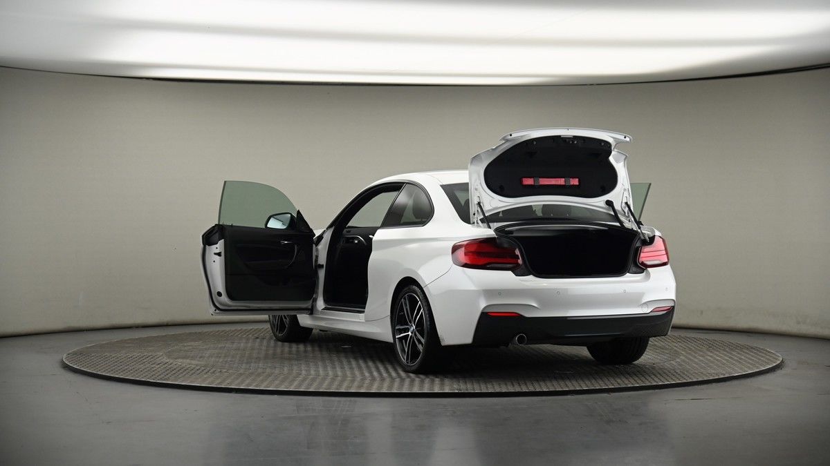 BMW 2 Series Image 7