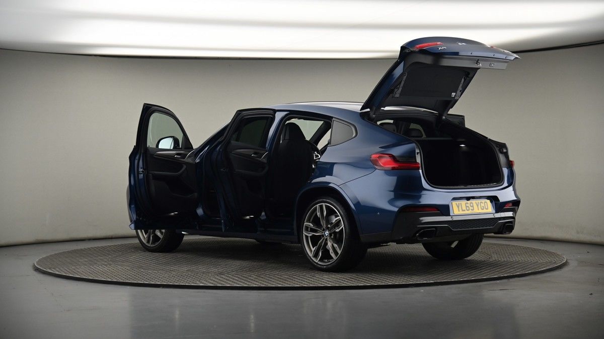 More views of BMW X4