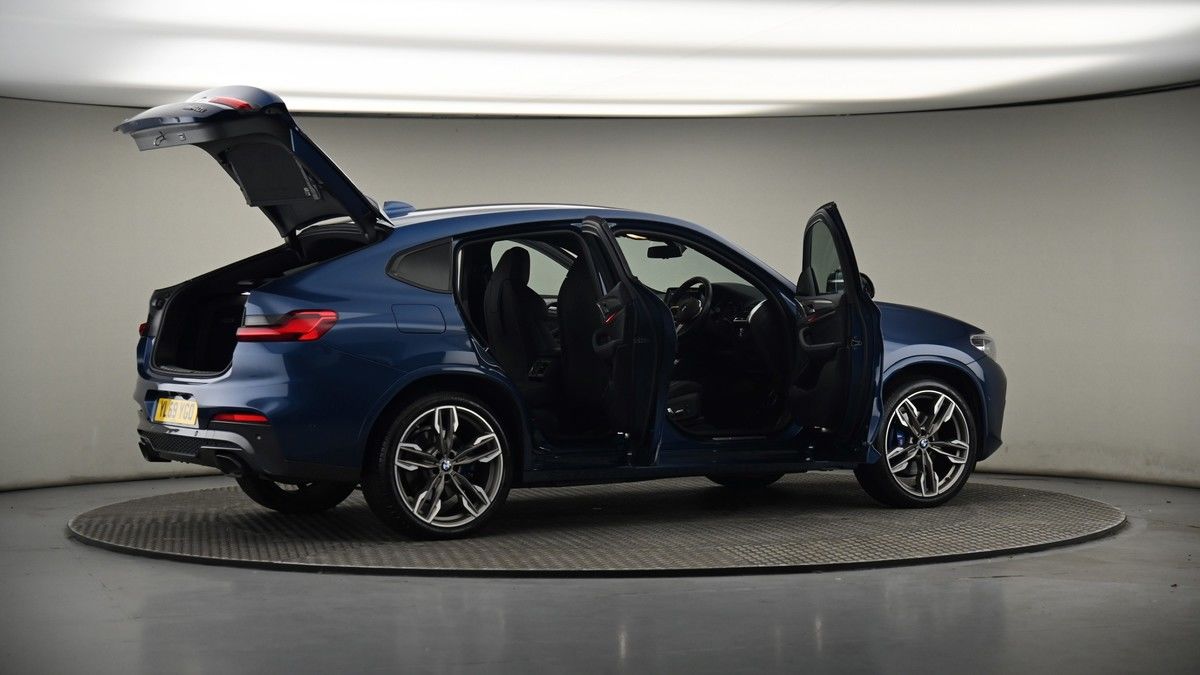 More views of BMW X4