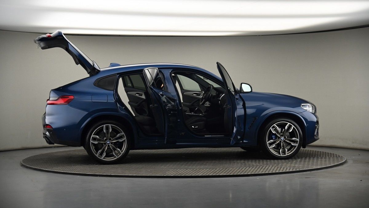 More views of BMW X4