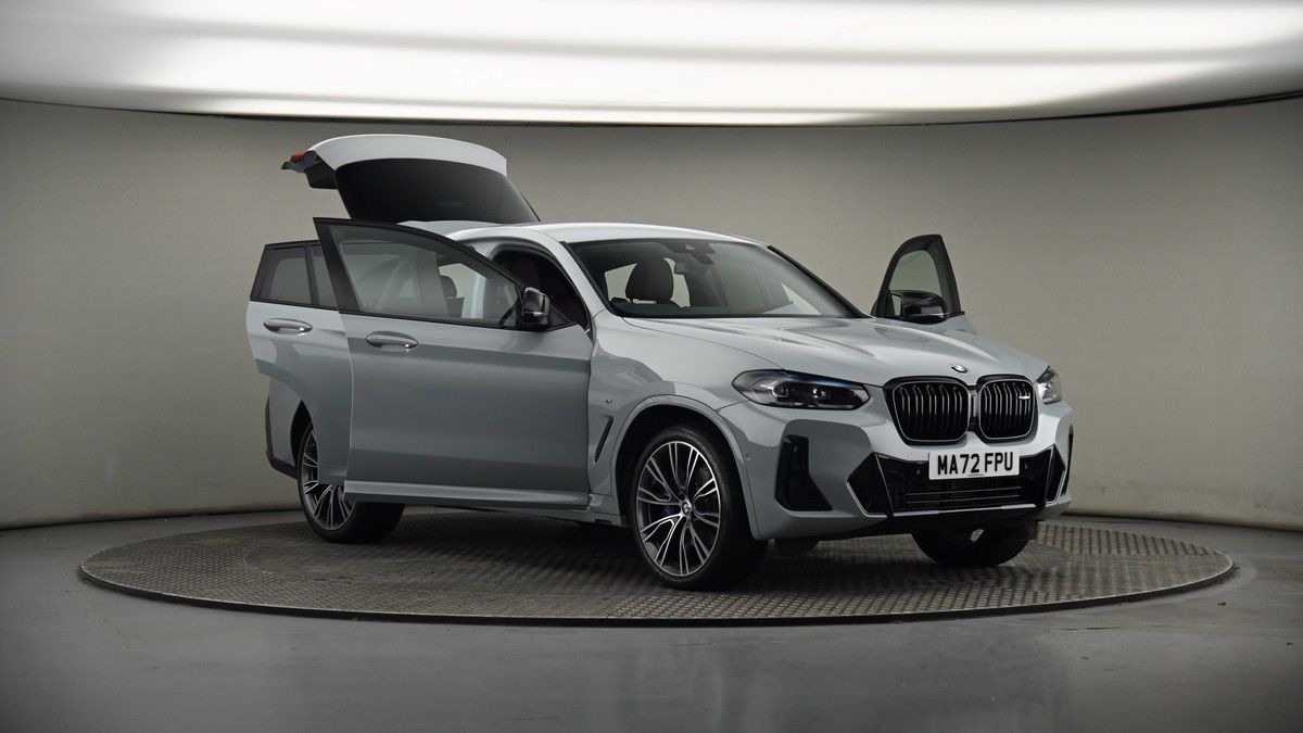 More views of BMW X4
