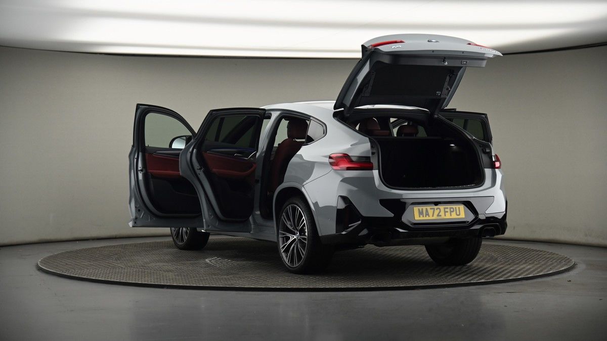 BMW X4 Image 8