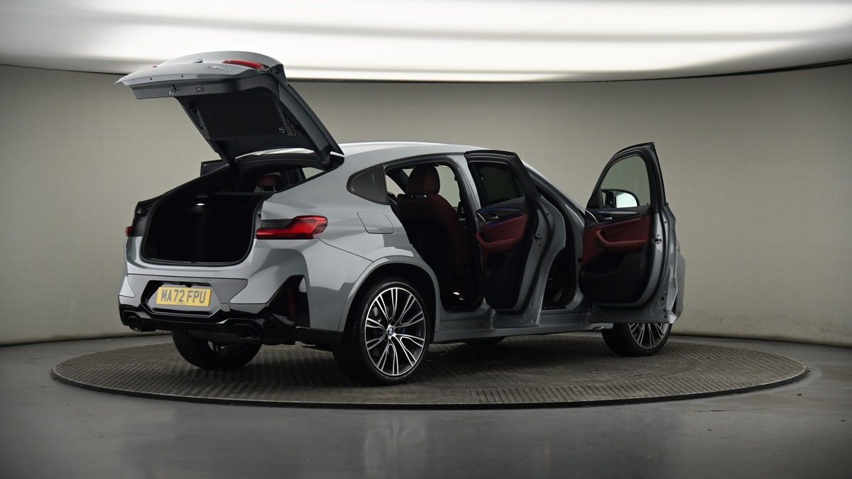 More views of BMW X4