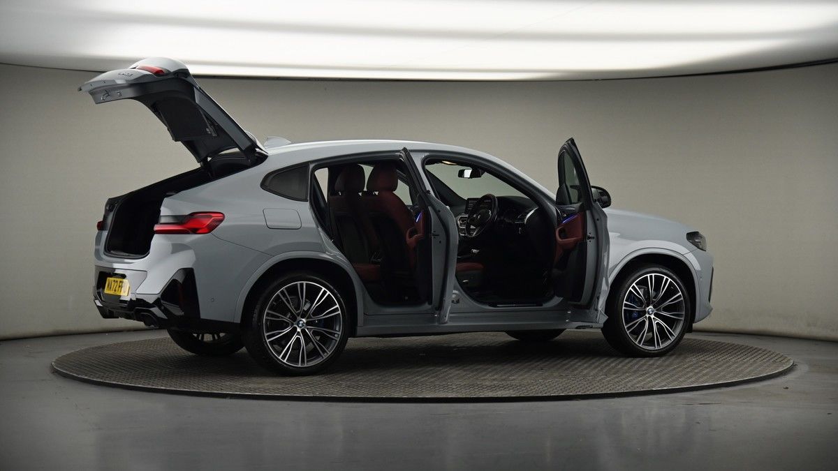 More views of BMW X4