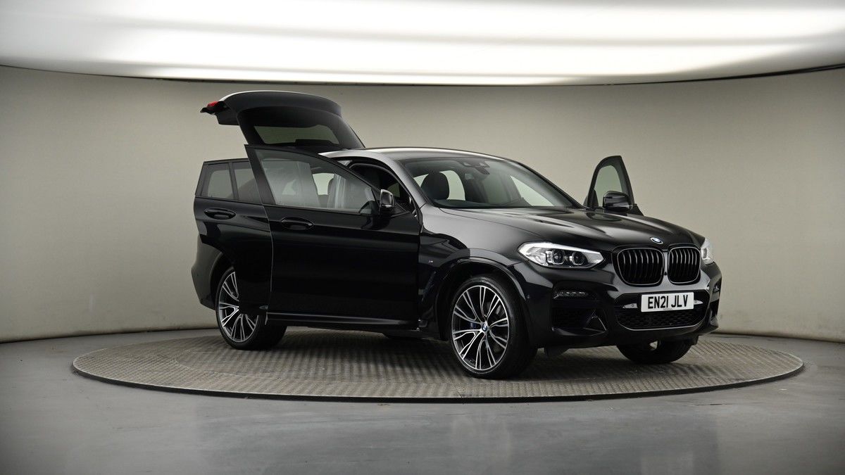 More views of BMW X4