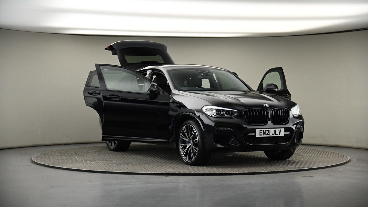 More views of BMW X4