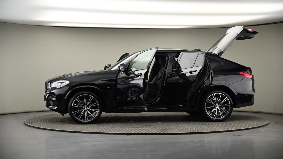 More views of BMW X4