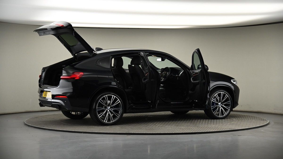 More views of BMW X4