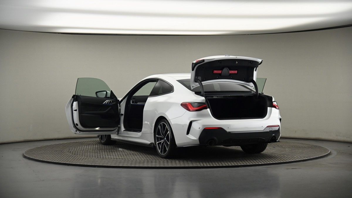 BMW 4 Series Image 8