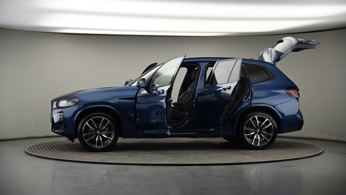 More views of BMW X3