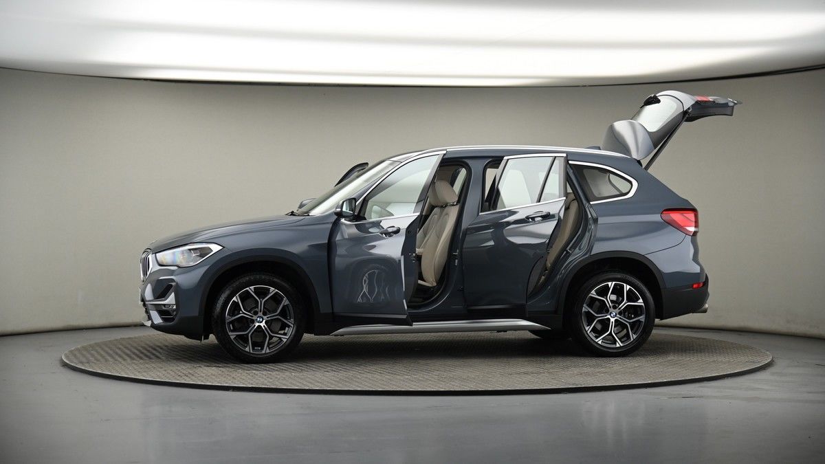 More views of BMW X1