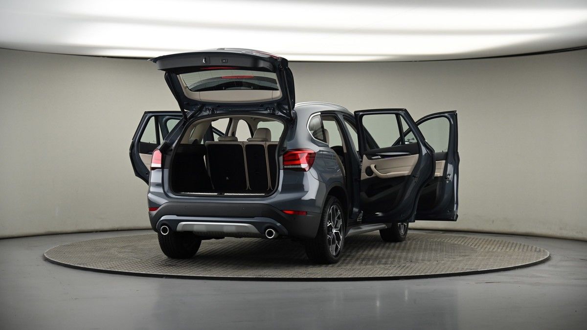 More views of BMW X1