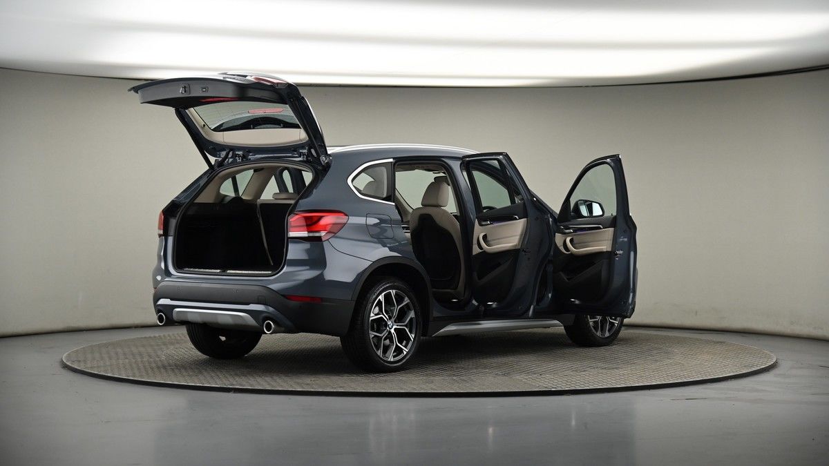 More views of BMW X1