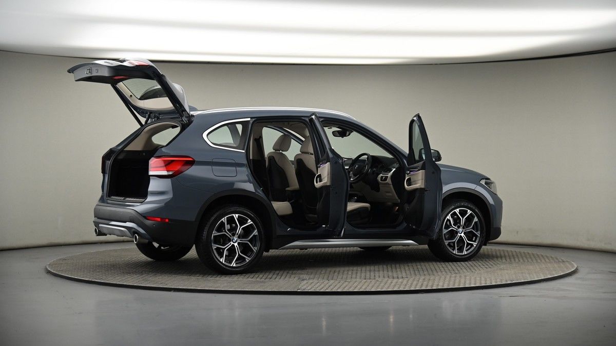 More views of BMW X1