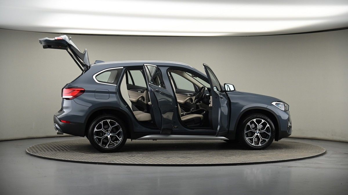 More views of BMW X1