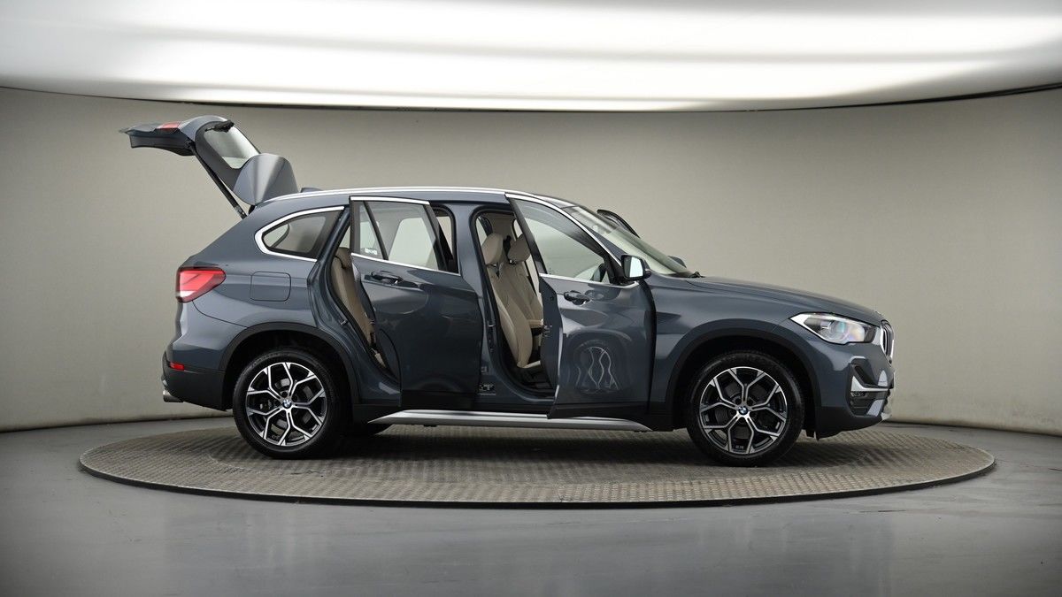 More views of BMW X1