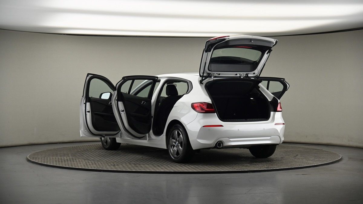 BMW 1 Series Image 7