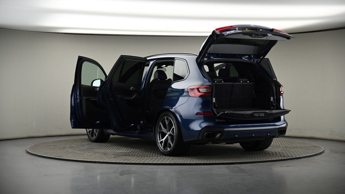 BMW X5 Image 8