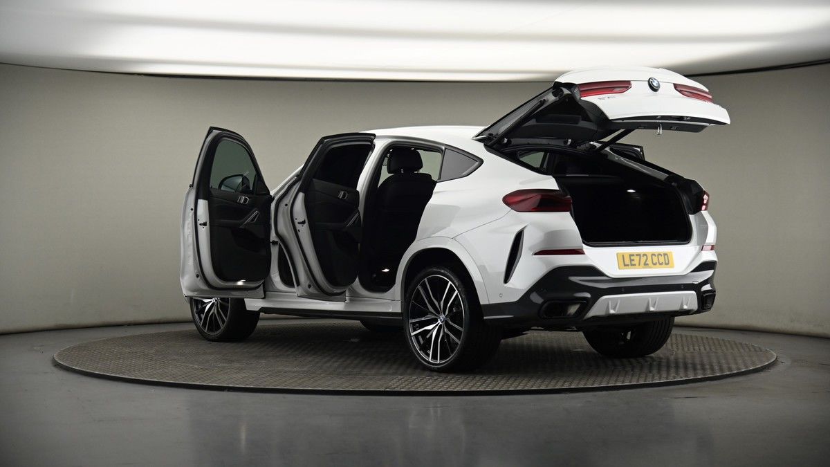More views of BMW X6