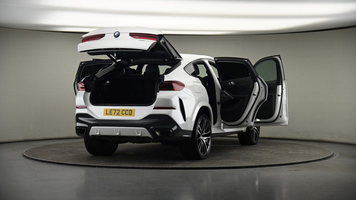 More views of BMW X6