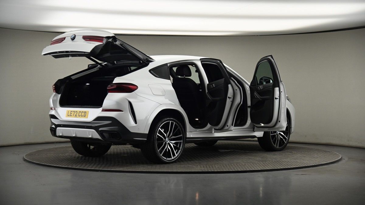 More views of BMW X6
