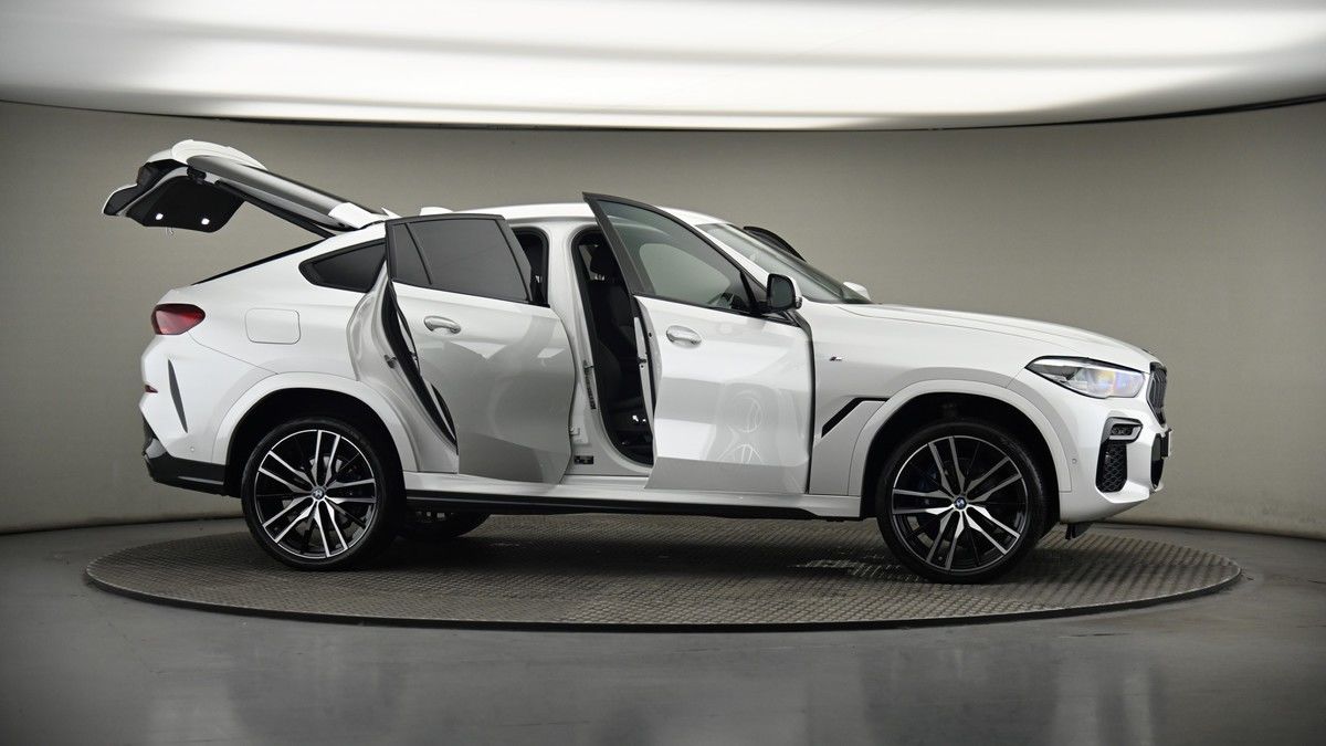 More views of BMW X6