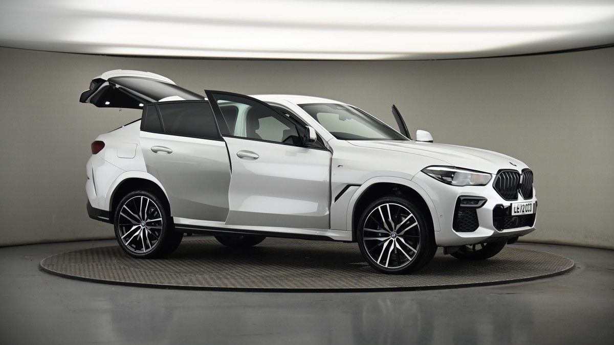 More views of BMW X6