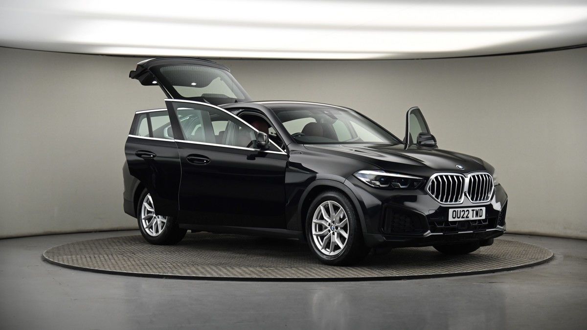 More views of BMW X6