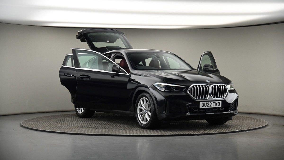 More views of BMW X6