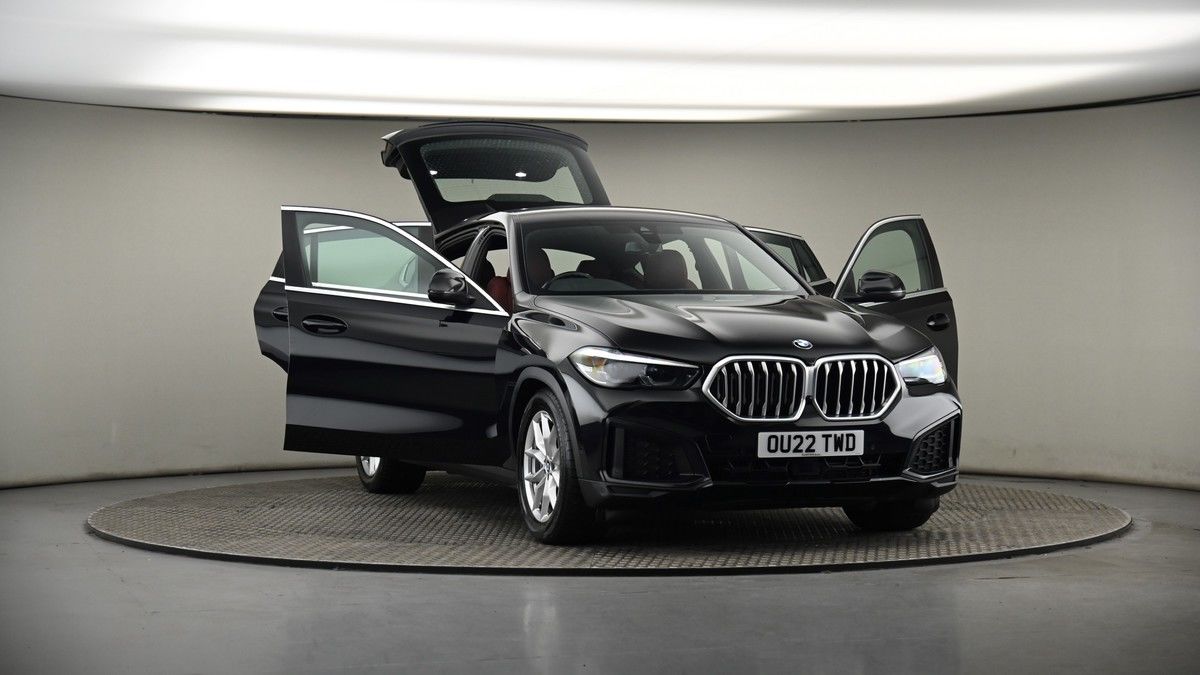 More views of BMW X6