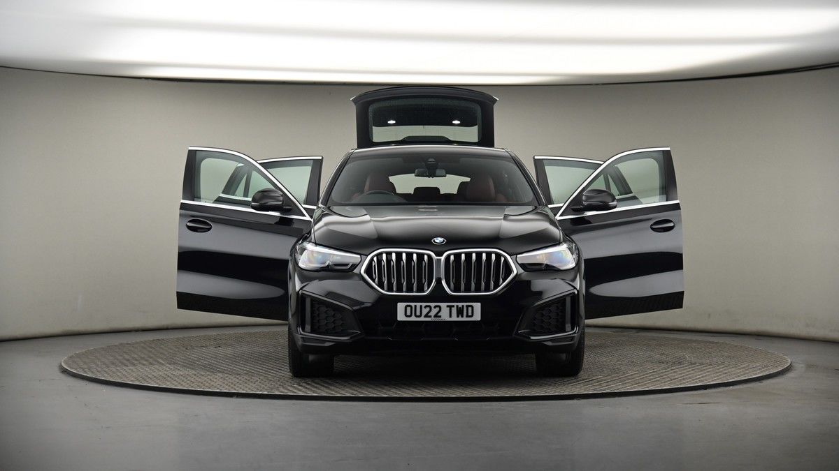 More views of BMW X6